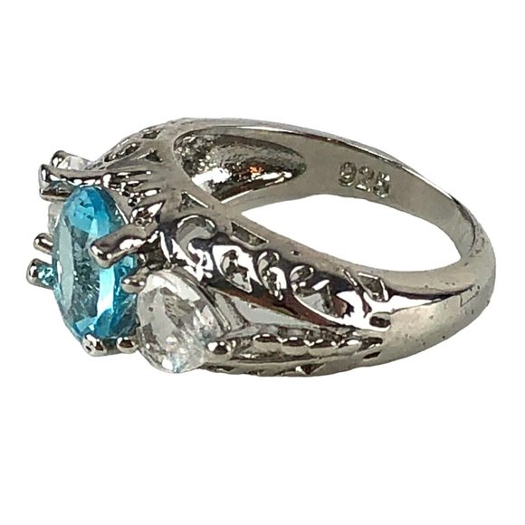 Ring Size 5 Light Blue & Clear Stones Silver Plated - Picture 3 of 5